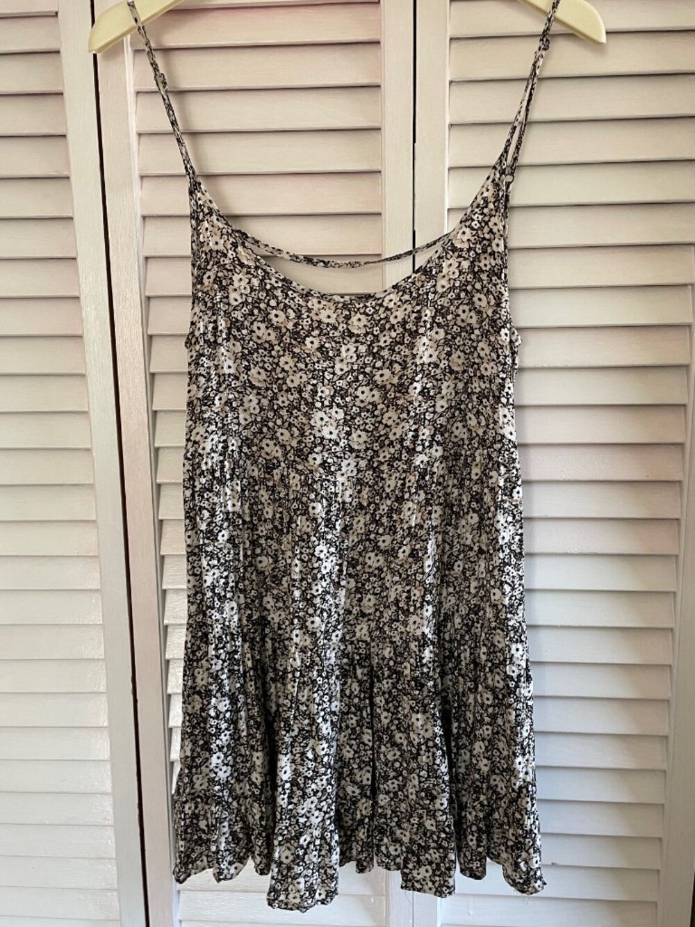 Brandy Melville tiered black floral minidress spaghetti straps flowy
